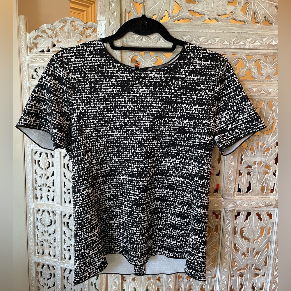 VINCE CAMUTO blouse